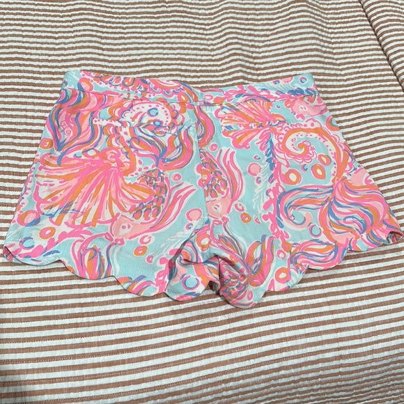 LILLY PULITZER The Buttercup Short in Pink Pout Too Much Bubbly Scalloped Sz 10 - Picture 4 of 15